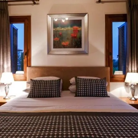 “your Luxury 5 Star With Majestic Golf Course Views″ - Galinios Kouklia