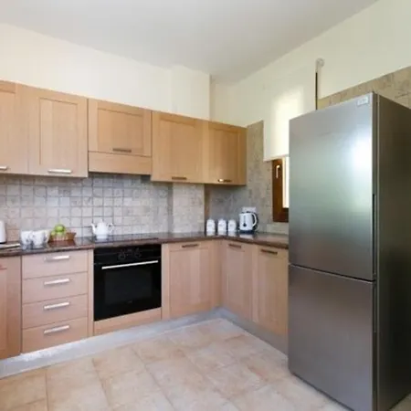 “your Luxury 5 Star With Majestic Golf Course Views″ - Galinios Kouklia