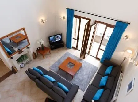 “your Luxury 5 Star With Majestic Golf Course Views″ - Galinios Villa Kouklia