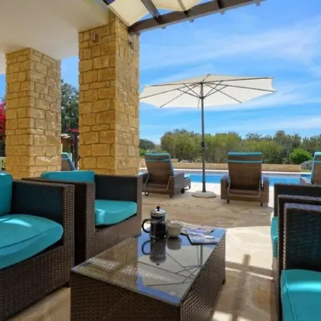 فيلة “your Luxury 5 Star With Majestic Golf Course Views″ - Galinios