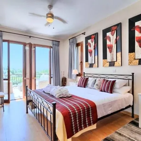 فيلة “your Luxury 5 Star With Majestic Golf Course Views″ - Galinios *